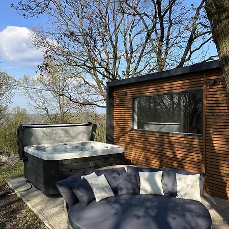 Forrest Boutique Dunabogdany