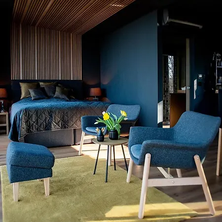 Villa Forrest Boutique