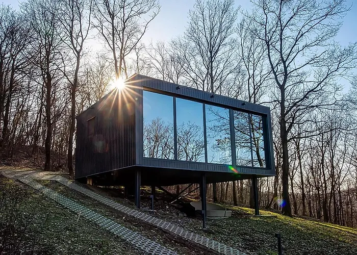 Villa Forrest Boutique